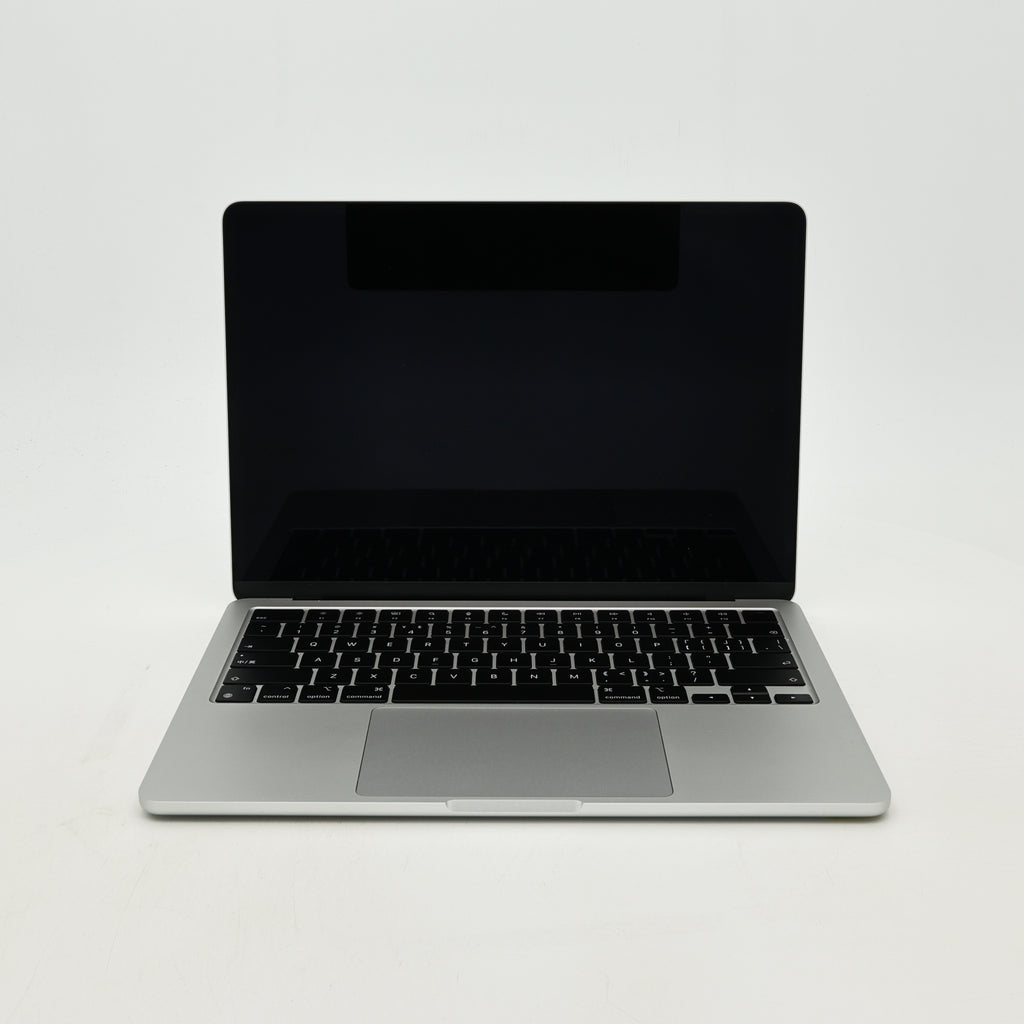 95新 Apple MacBook Air 22年 13寸 M2（8+8核） 8G RAM 256G SSD 銀色