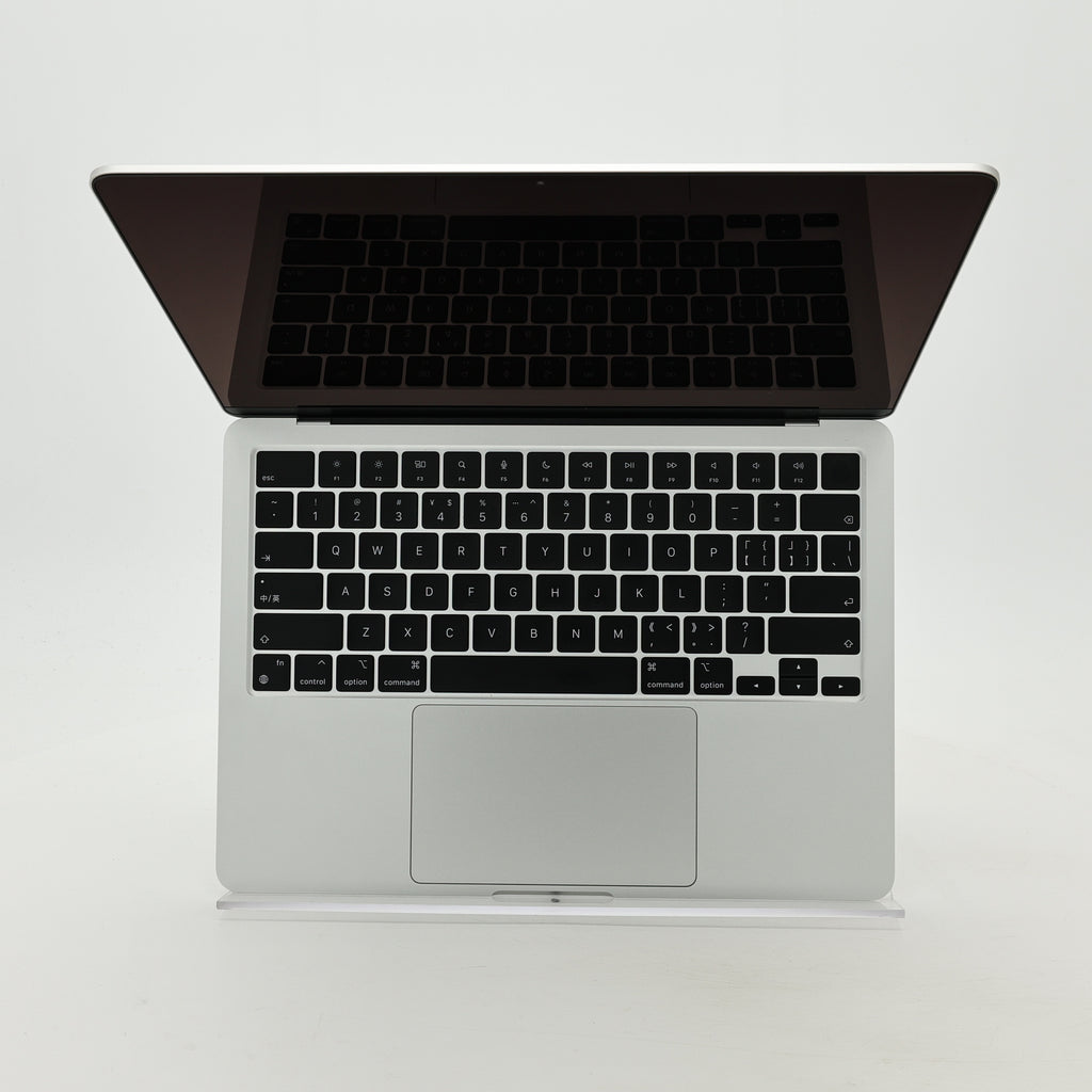 95新 Apple MacBook Air 22年 13寸 M2（8+8核） 8G RAM 256G SSD 銀色