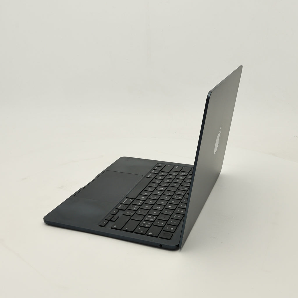 95新 Apple MacBook Air 22年 13寸 M2（8+8核） 8G RAM 512G SSD 午夜色
