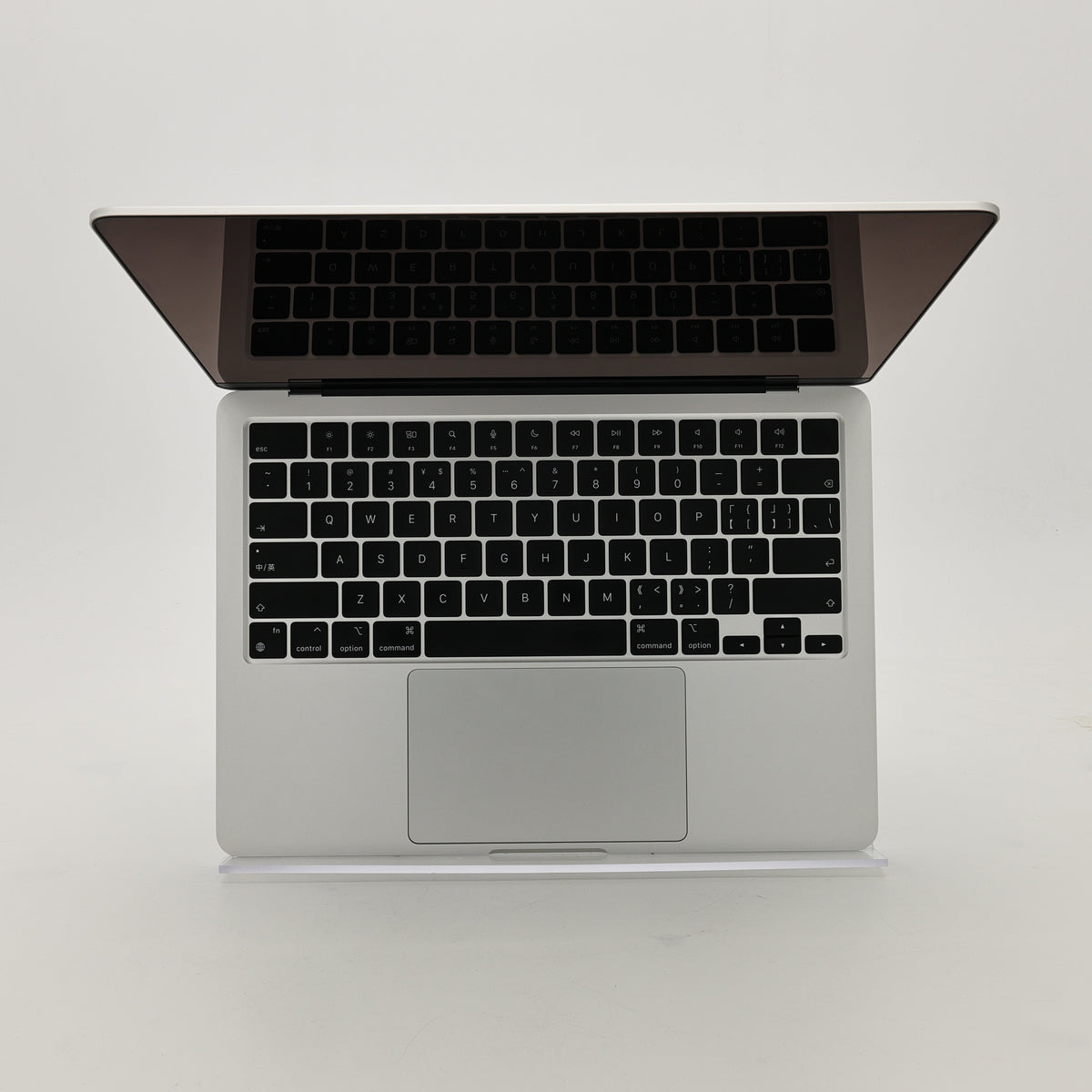 99新 Apple MacBook Air 22年 13寸 M2（8+8核） 8G RAM 256G SSD 銀色