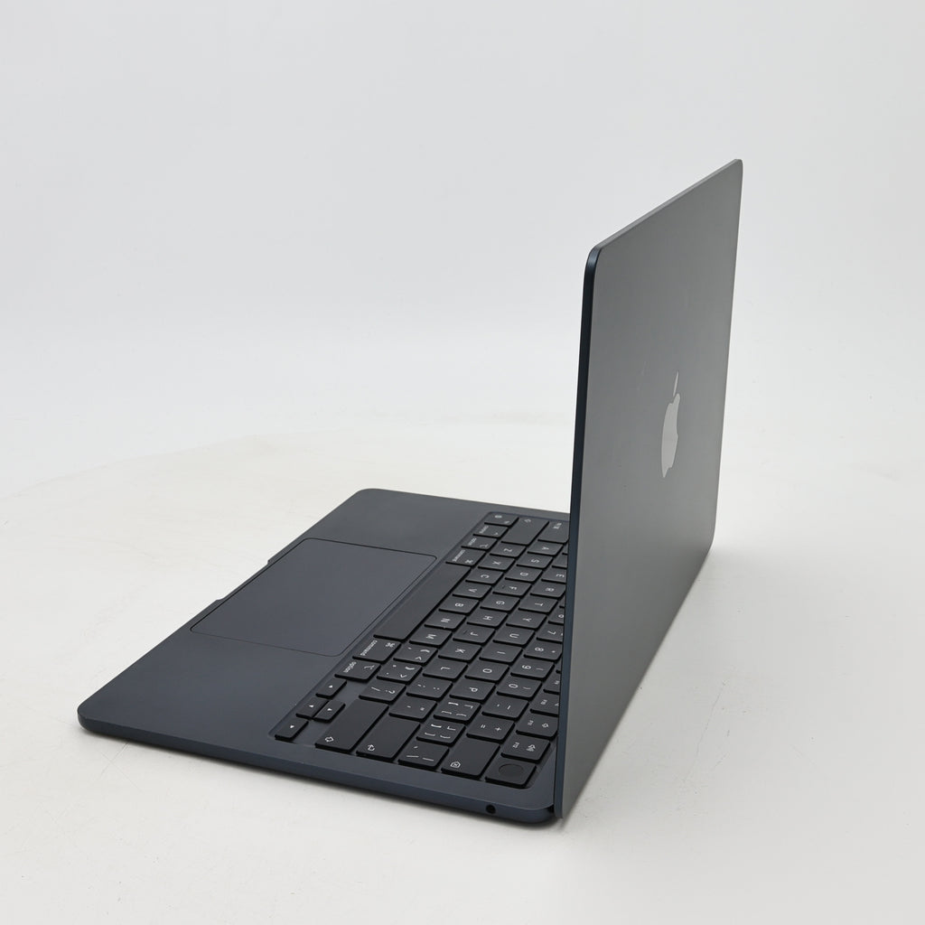 95新 Apple MacBook Air 22年 13寸 M2（8+8核） 8G RAM 256G SSD 午夜色