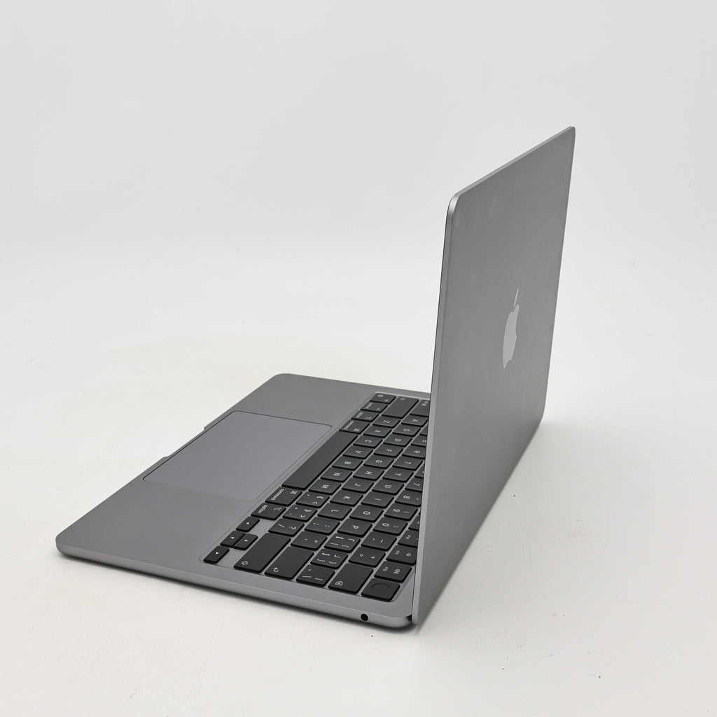 95新 Apple MacBook Air 22年 13寸 M2（8+8核） 8G RAM 256G SSD 深空灰色