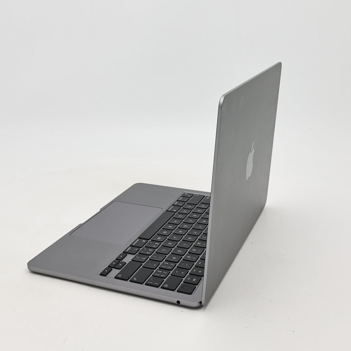95新 Apple MacBook Air 22年 13寸 M2（8+8核） 8G RAM 256G SSD 深空灰色