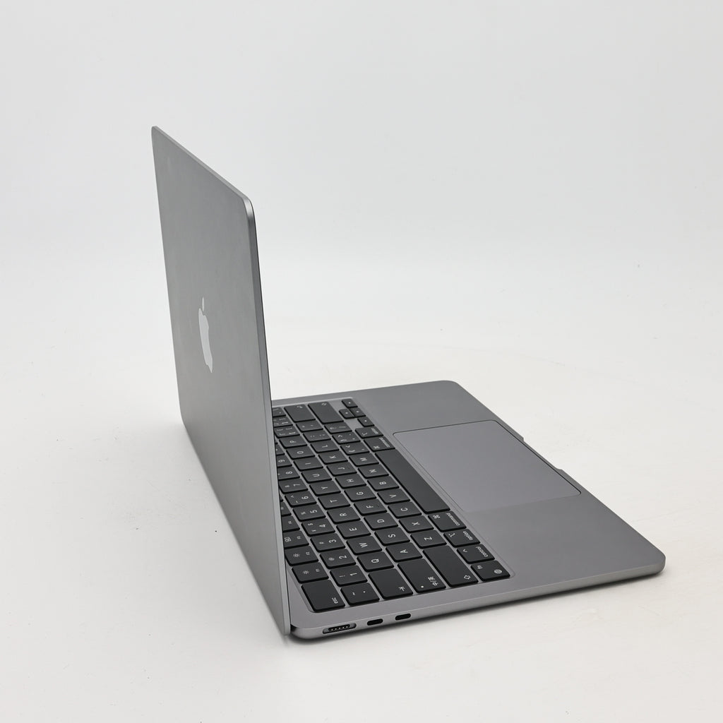 95新 Apple MacBook Air 22年 13寸 M2（8+8核） 8G RAM 256G SSD 深空灰色