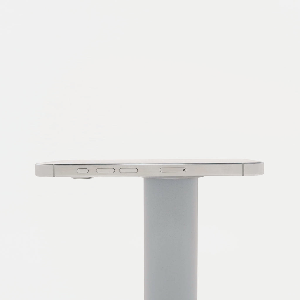 95新 Apple iPhone 16 Pro 128G 白色鈦金屬 中國大陸版