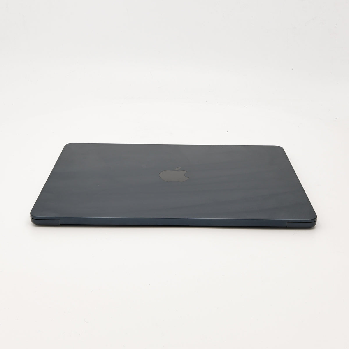 95新 Apple MacBook Air 22年 13寸 M2（8+8核） 16G RAM 256G SSD 午夜色