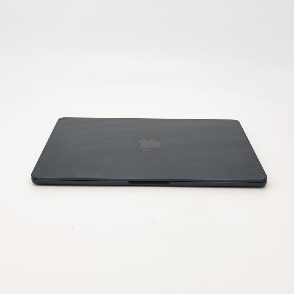 95新 Apple MacBook Air 22年 13寸 M2（8+8核） 16G RAM 256G SSD 午夜色