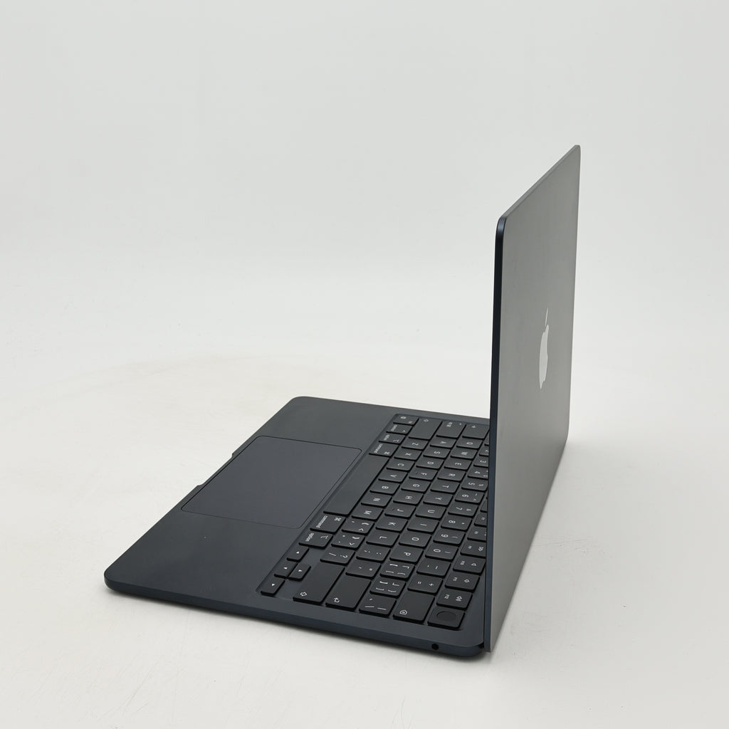 95新 Apple MacBook Air 22年 13寸 M2（8+8核） 8G RAM 256G SSD 午夜色