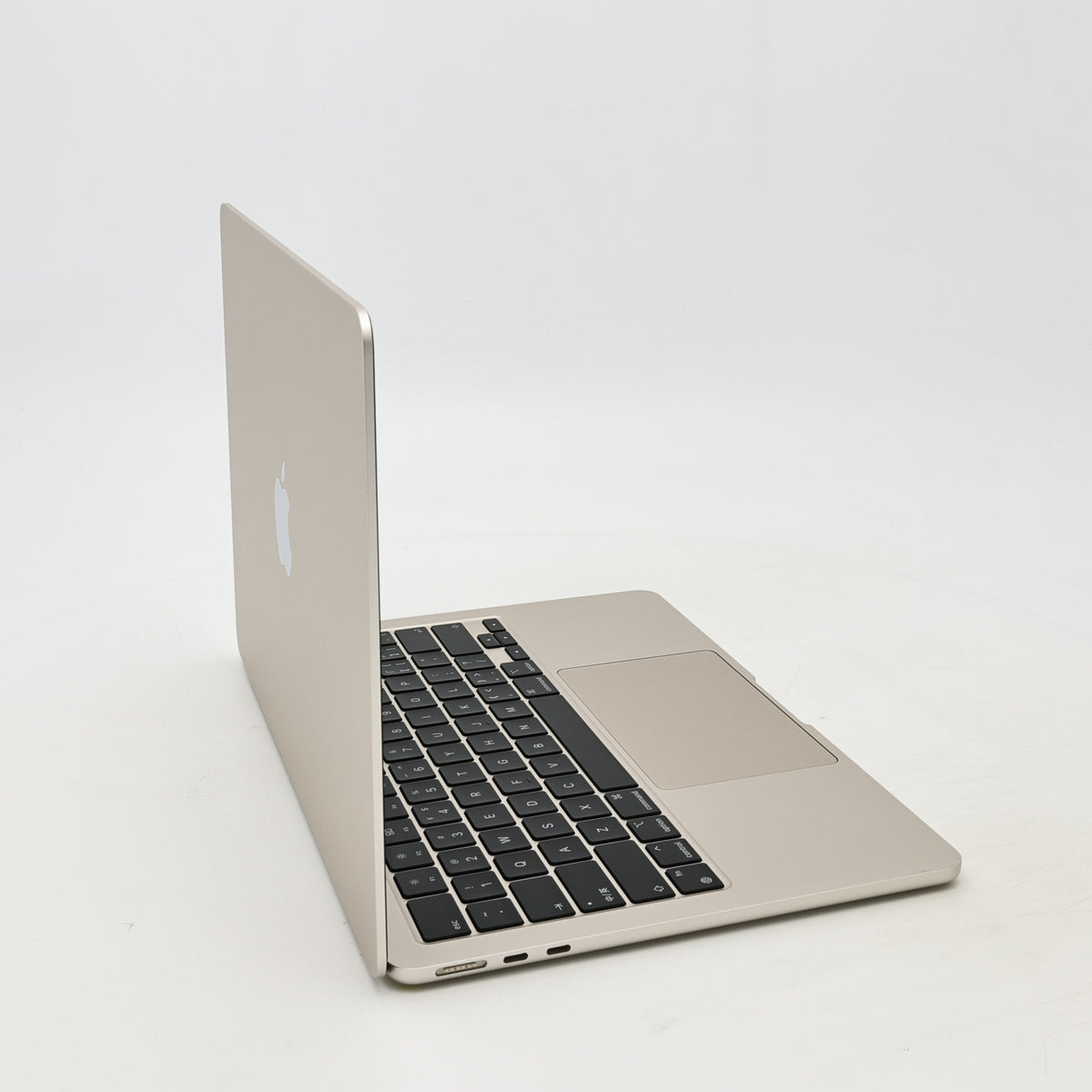99新 Apple MacBook Air 22年 13寸 M2（8+8核） 8G RAM 256G SSD 星光色