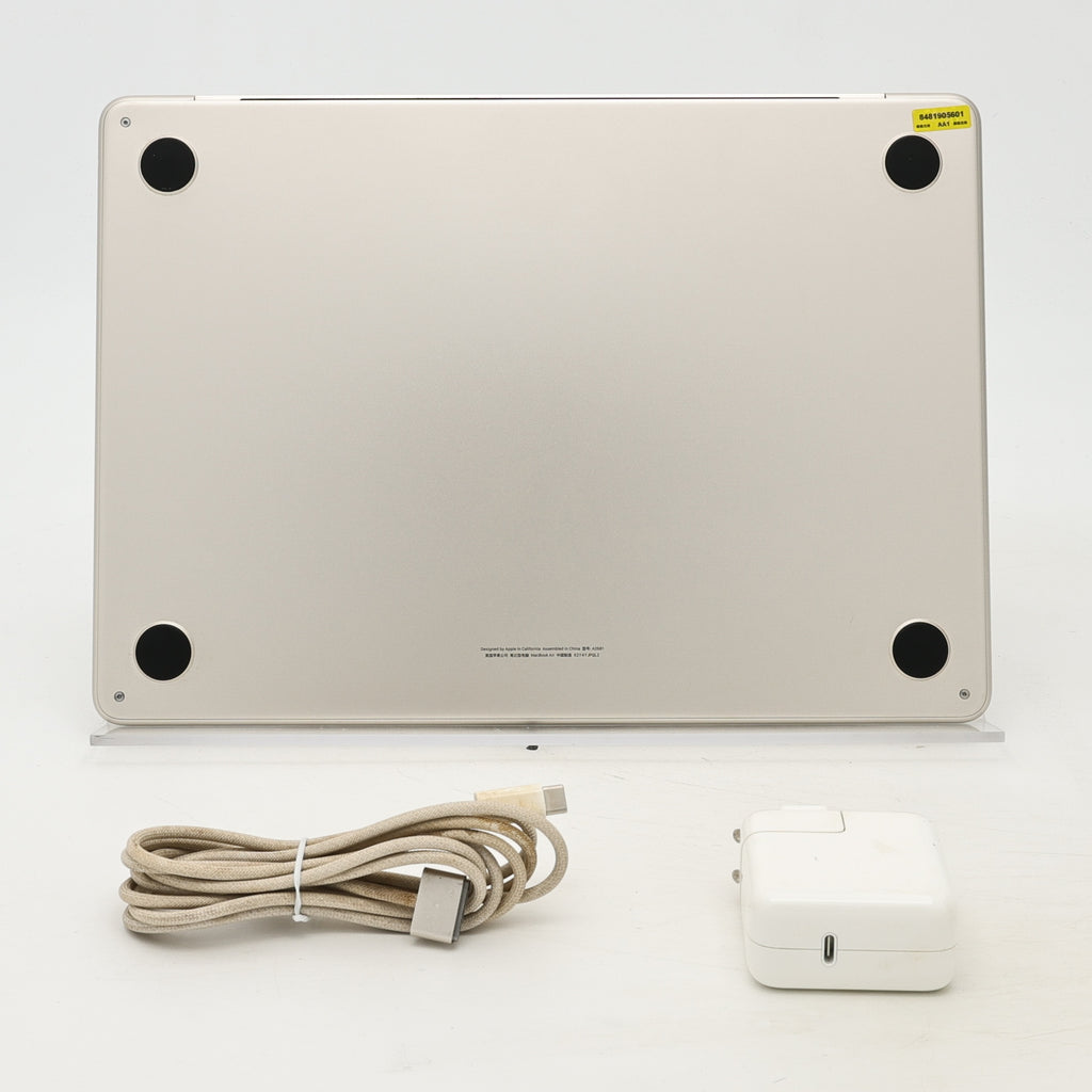 99新 Apple MacBook Air 22年 13寸 M2（8+8核） 8G RAM 256G SSD 星光色