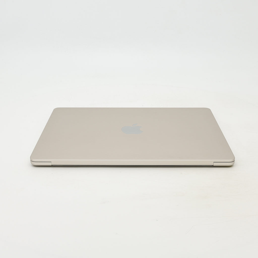 99新 Apple MacBook Air 22年 13寸 M2（8+8核） 8G RAM 256G SSD 星光色