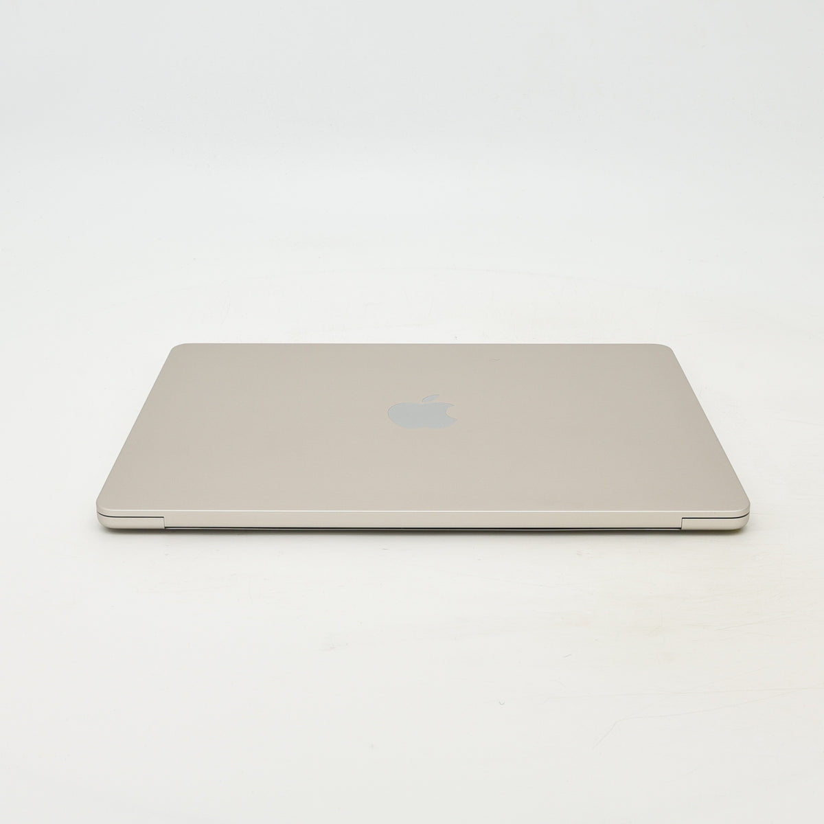 99新 Apple MacBook Air 22年 13寸 M2（8+8核） 8G RAM 256G SSD 星光色