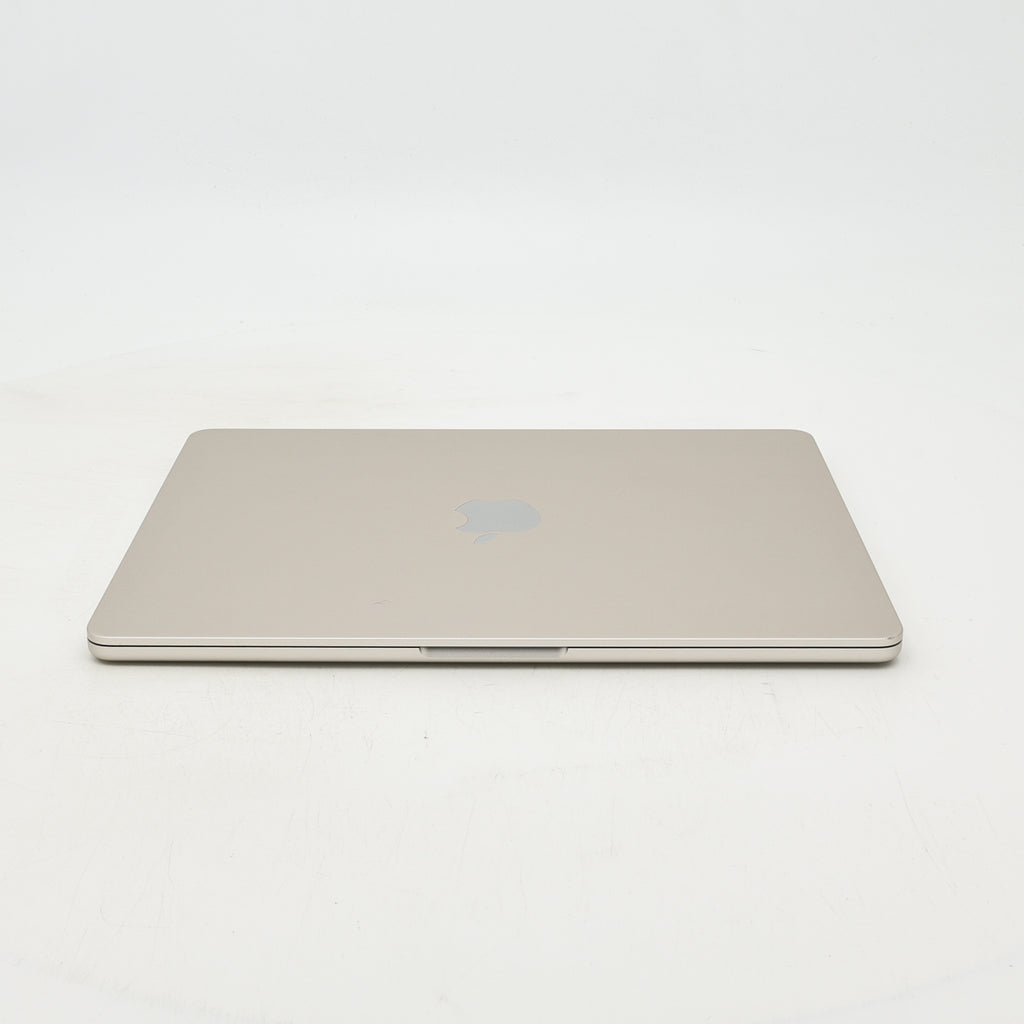 99新 Apple MacBook Air 22年 13寸 M2（8+8核） 8G RAM 256G SSD 星光色