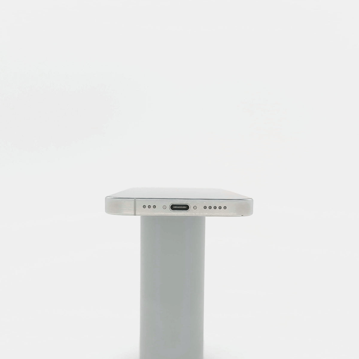 95新 Apple iPhone 16 Pro 128G 白色鈦金屬 中國大陸版