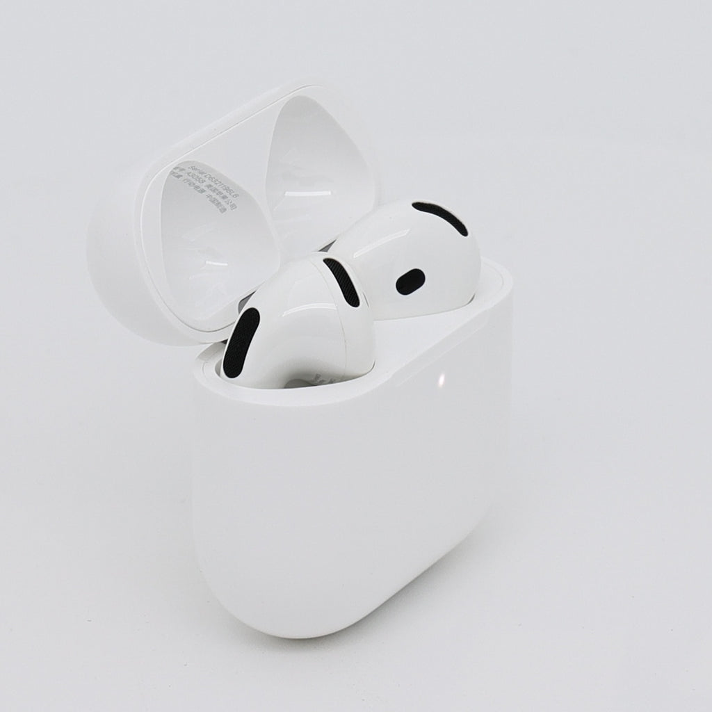 99新 Apple AirPods 4 (不支持主动降噪) 白色
