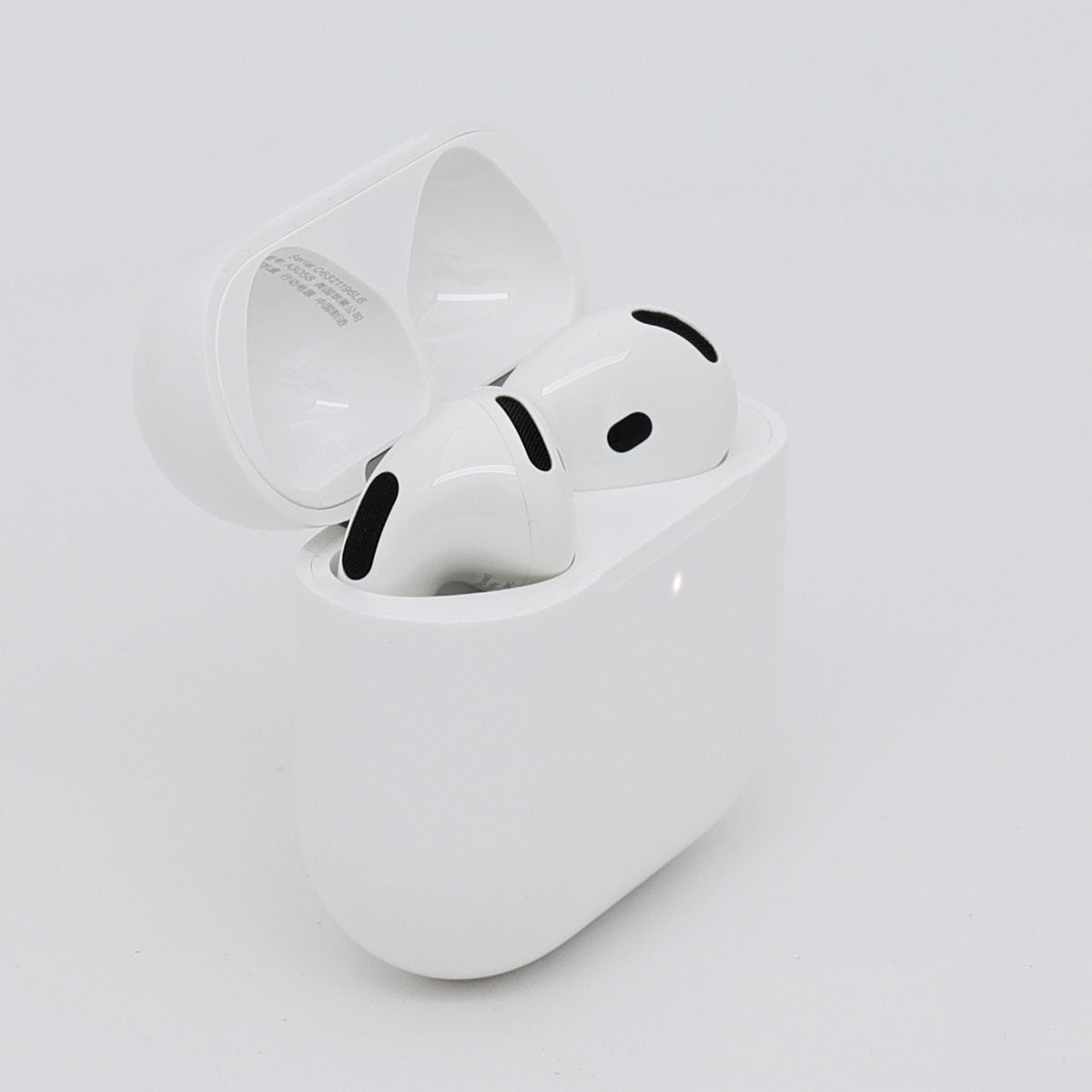 99新 Apple AirPods 4 (不支持主动降噪) 白色