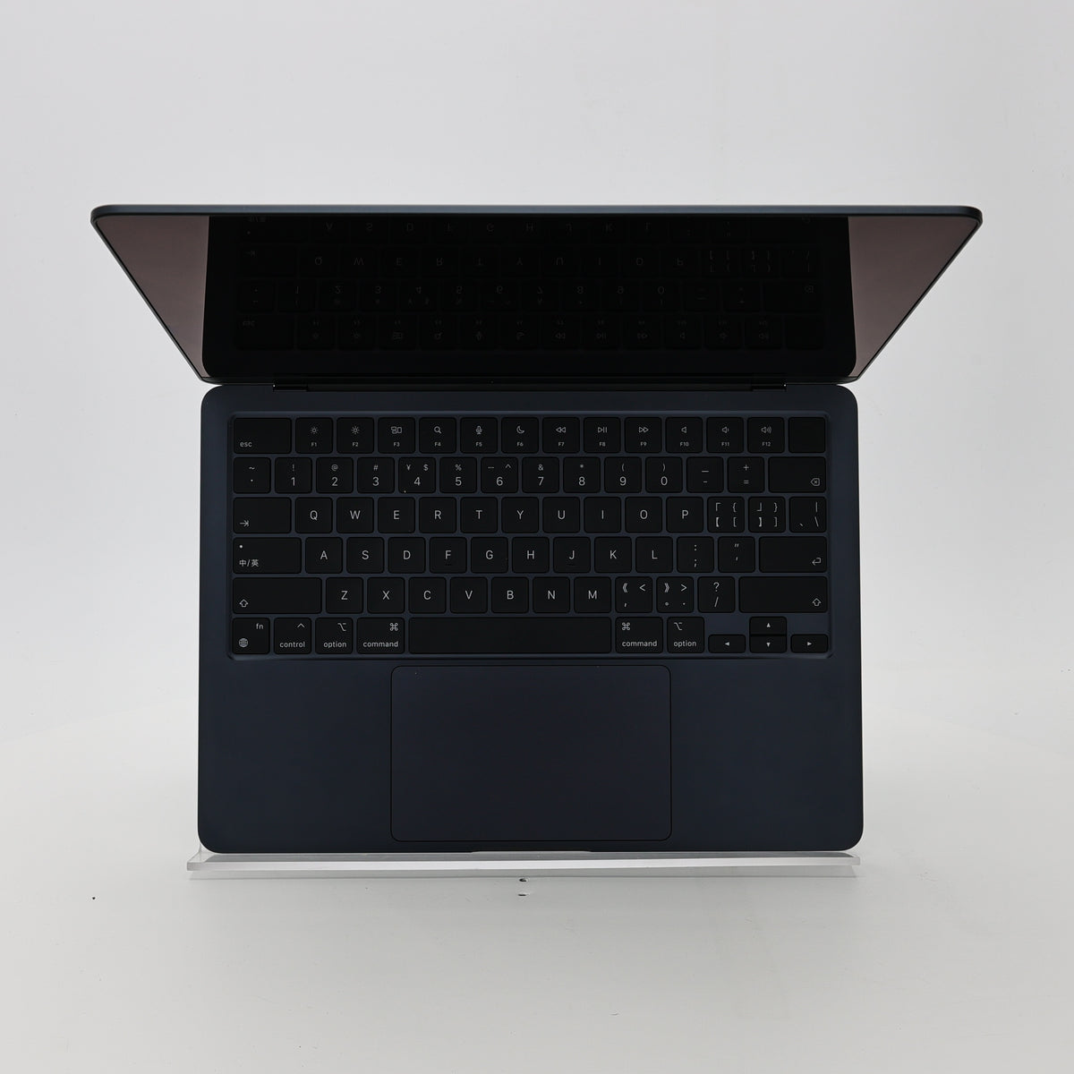 95新 Apple MacBook Air 22年 13寸 M2（8+8核） 8G RAM 256G SSD 午夜色