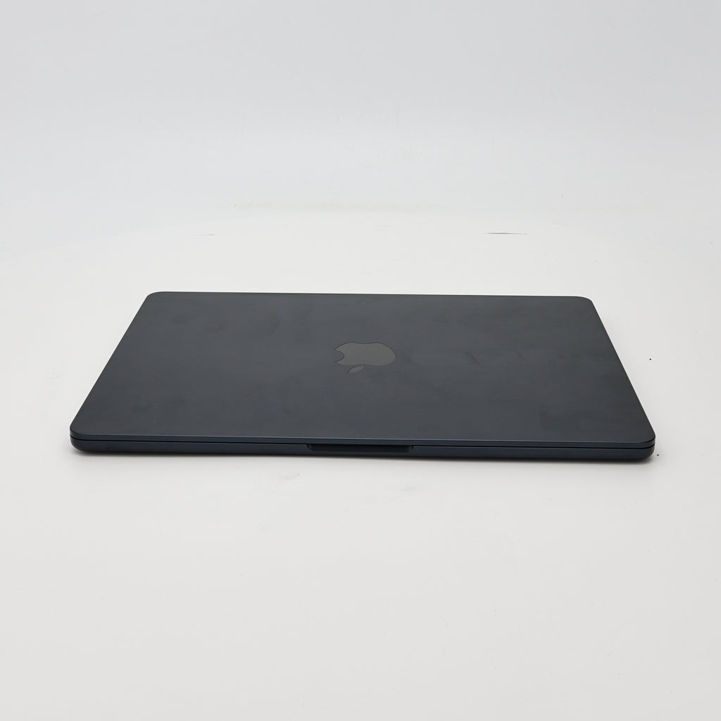 95新 Apple MacBook Air 22年 13寸 M2（8+8核） 8G RAM 256G SSD 午夜色