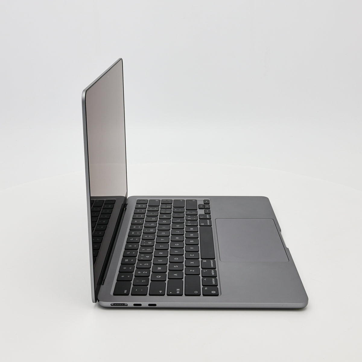 99新 Apple MacBook Air 22年 13寸 M2（8+8核） 8G RAM 256G SSD 深空灰色