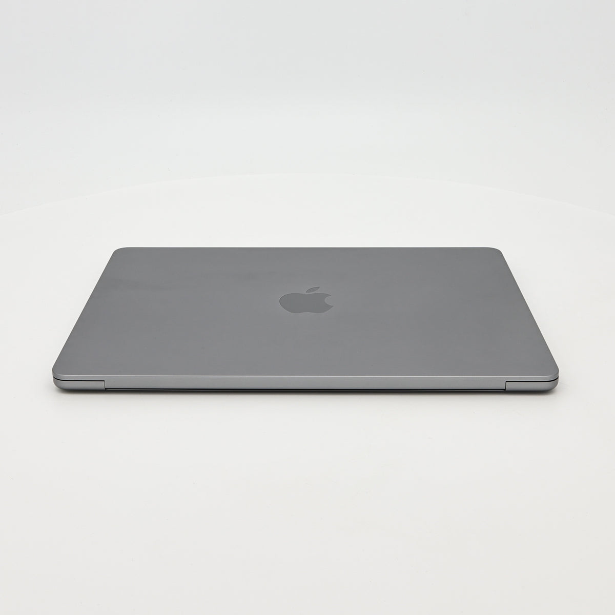99新 Apple MacBook Air 22年 13寸 M2（8+8核） 8G RAM 256G SSD 深空灰色