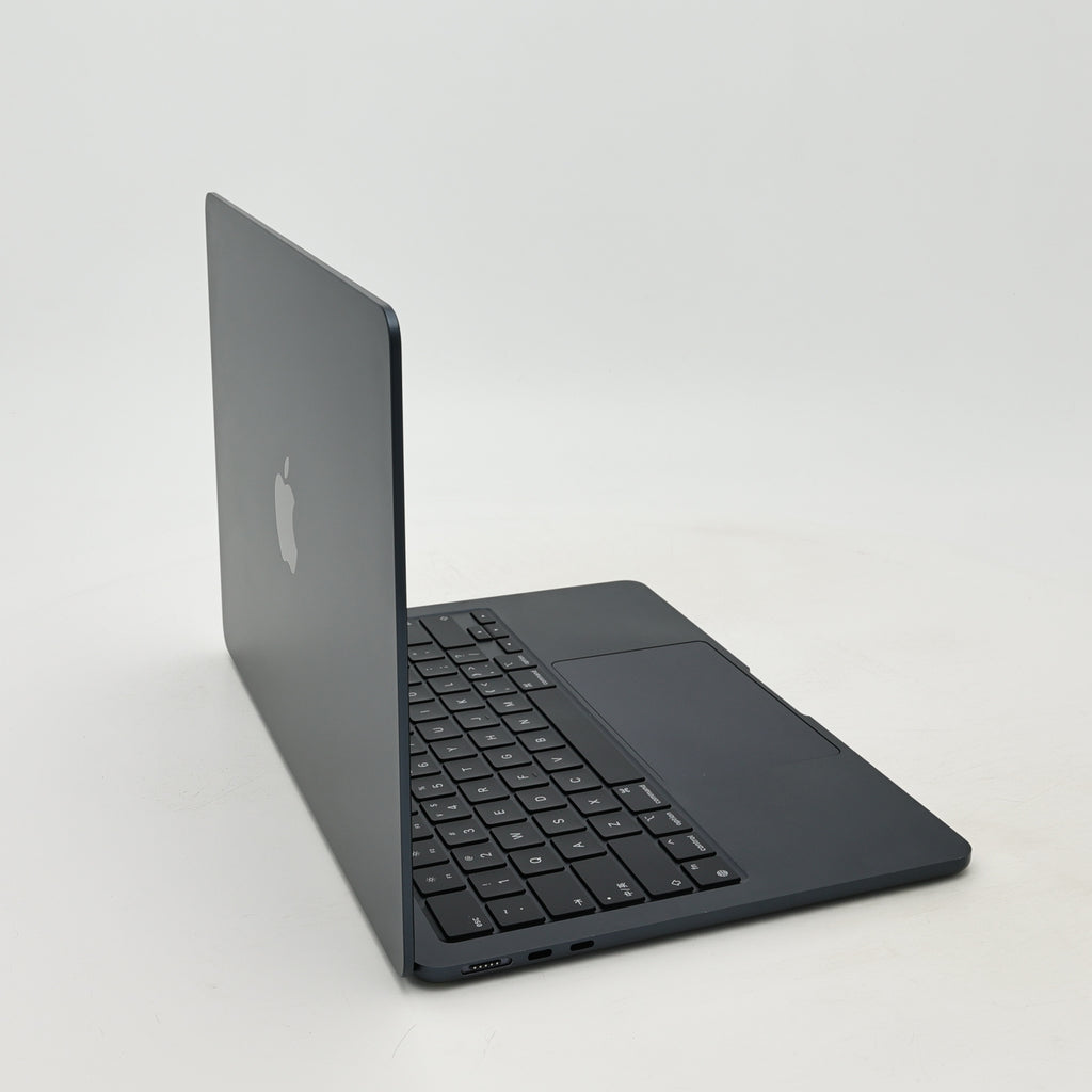 95新 Apple MacBook Air 22年 13寸 M2（8+8核） 16G RAM 256G SSD 午夜色