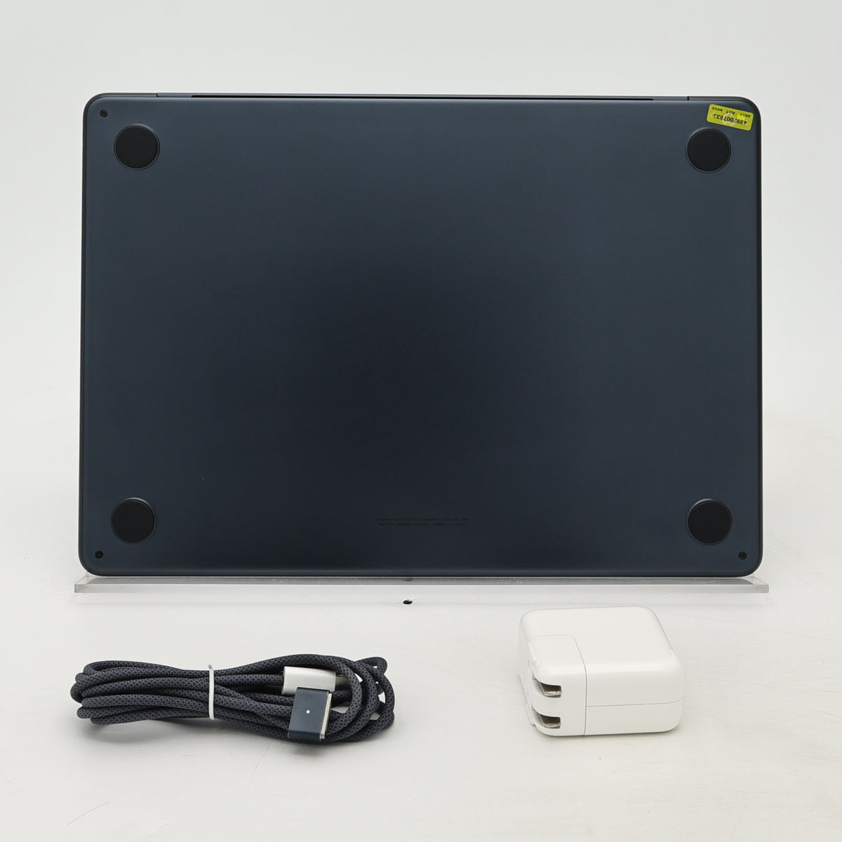 95新 Apple MacBook Air 22年 13寸 M2（8+8核） 16G RAM 256G SSD 午夜色
