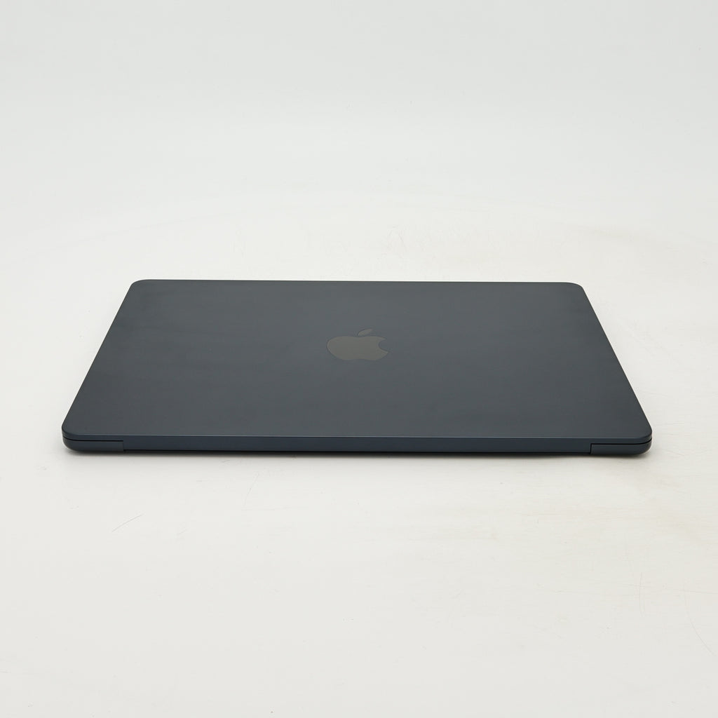 95新 Apple MacBook Air 22年 13寸 M2（8+8核） 16G RAM 256G SSD 午夜色