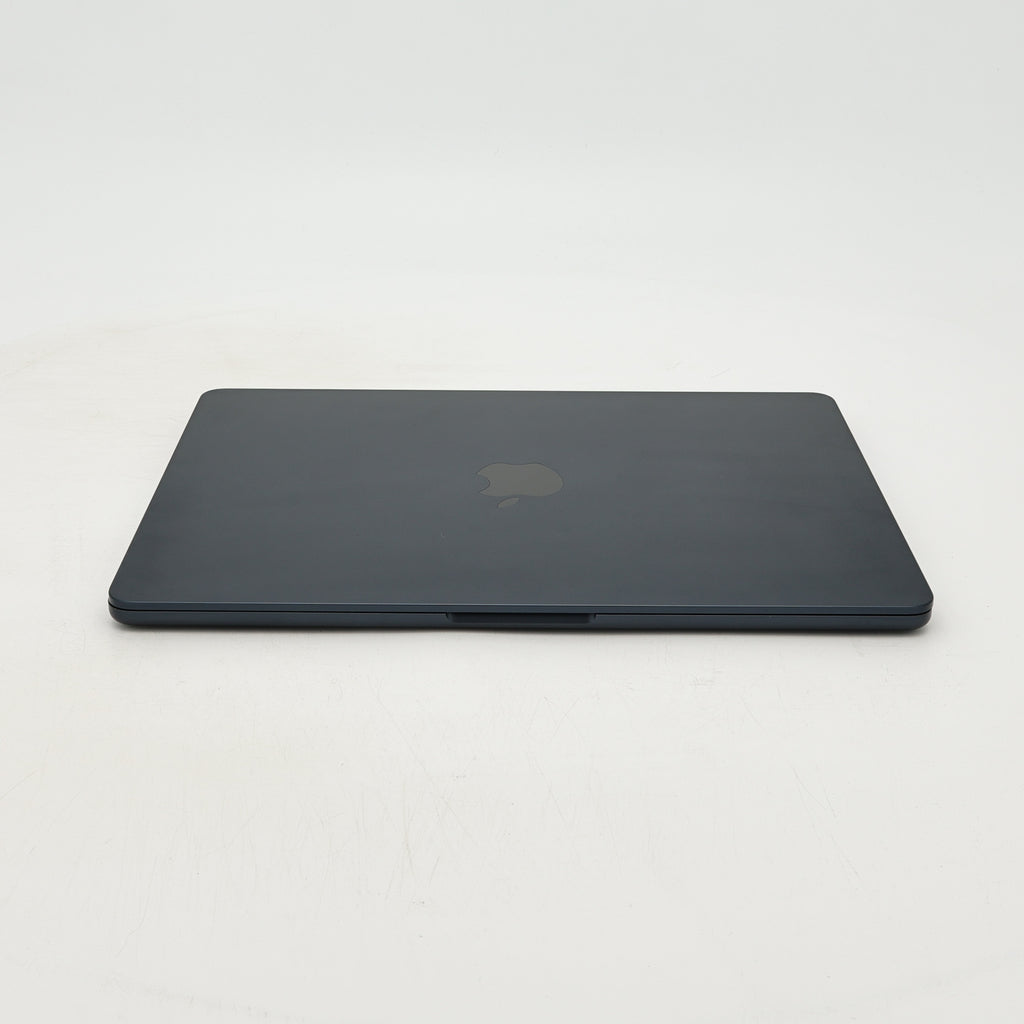 95新 Apple MacBook Air 22年 13寸 M2（8+8核） 16G RAM 256G SSD 午夜色