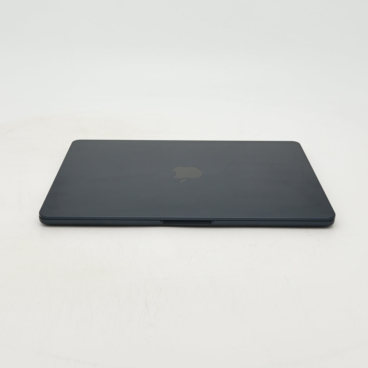 95新 Apple MacBook Air 22年 13寸 M2（8+8核） 16G RAM 256G SSD 午夜色