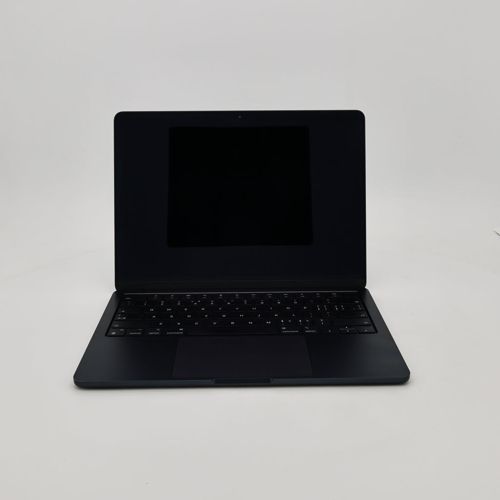 95新 Apple MacBook Air 22年 13寸 M2（8+8核） 8G RAM 256G SSD 午夜色