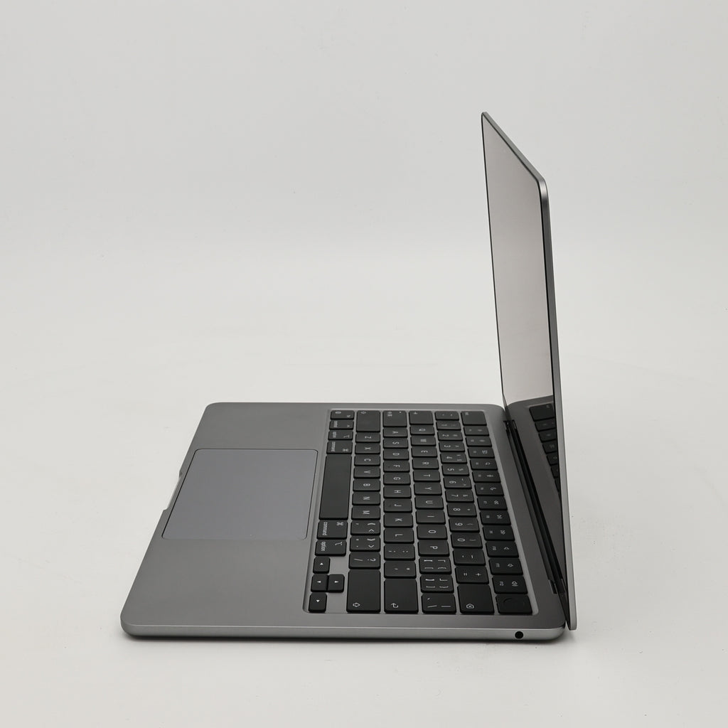 95新 Apple MacBook Air 22年 13寸 M2（8+10核） 8G RAM 512G SSD 深空灰色