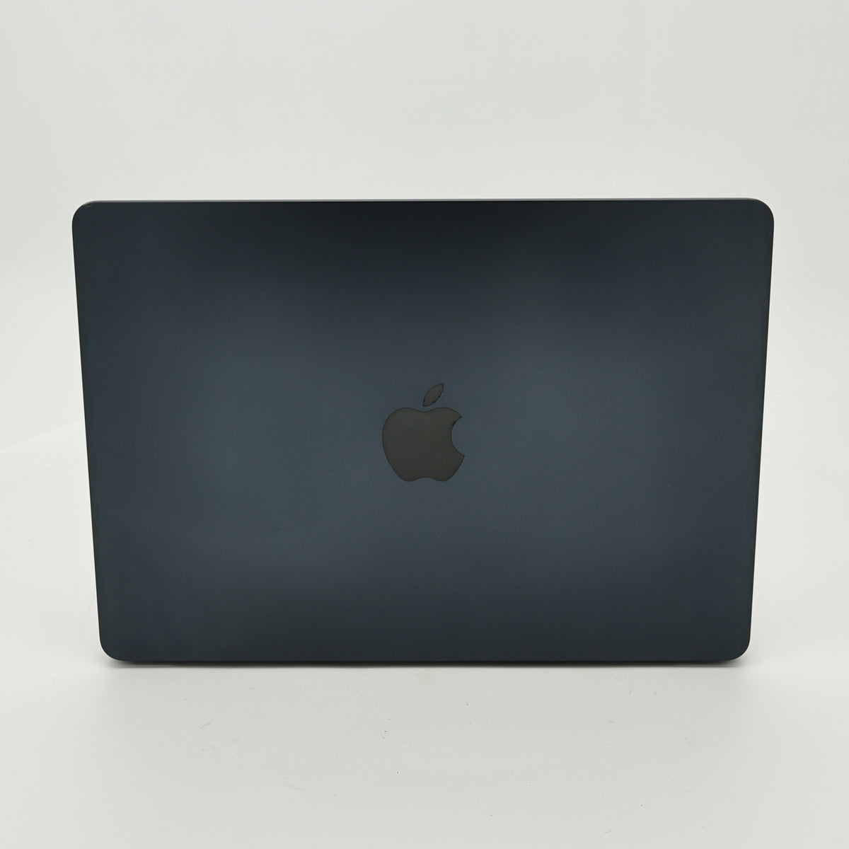 95新 Apple MacBook Air 22年 13寸 M2（8+10核） 8G RAM 512G SSD 午夜色