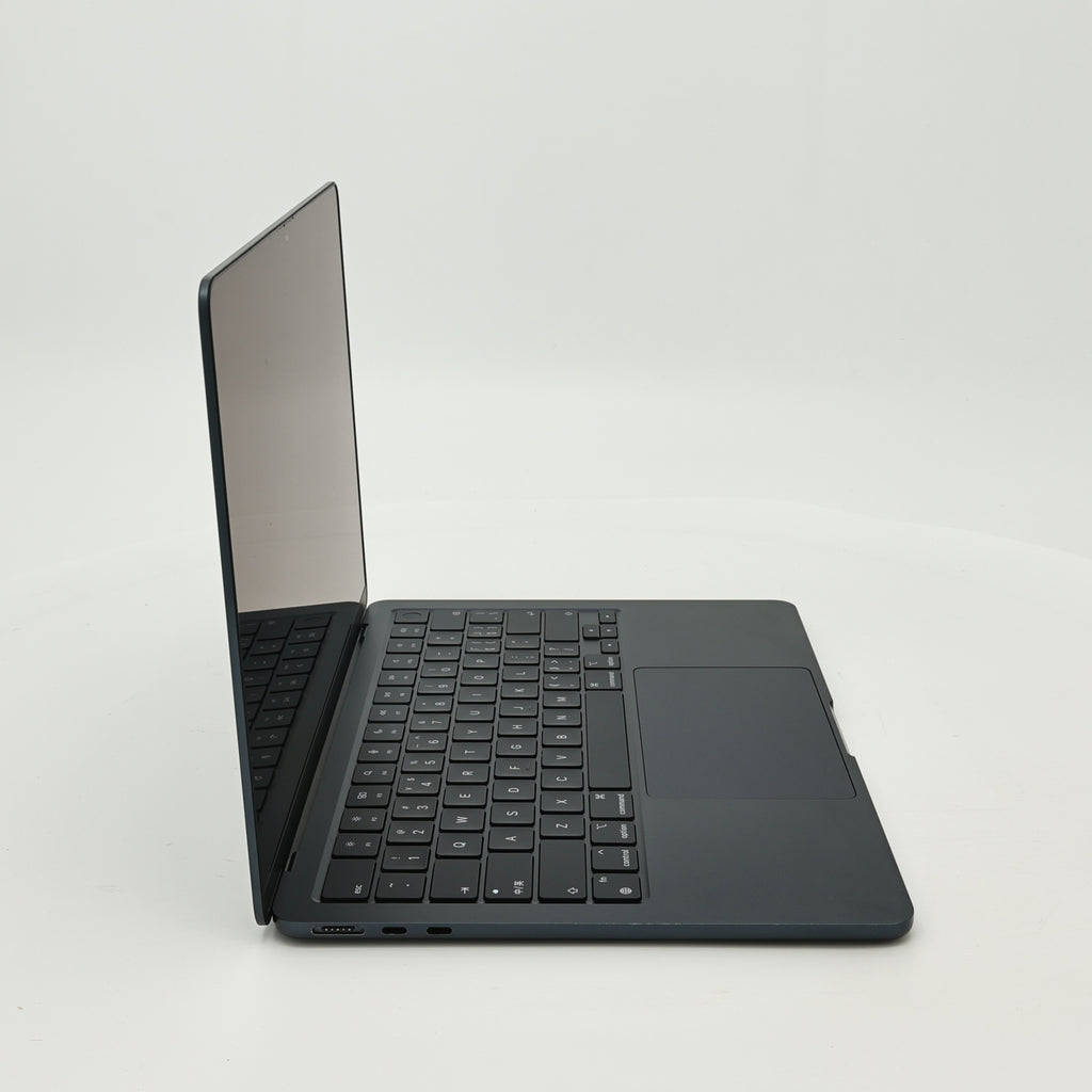 95新 Apple MacBook Air 22年 13寸 M2（8+10核） 8G RAM 512G SSD 午夜色