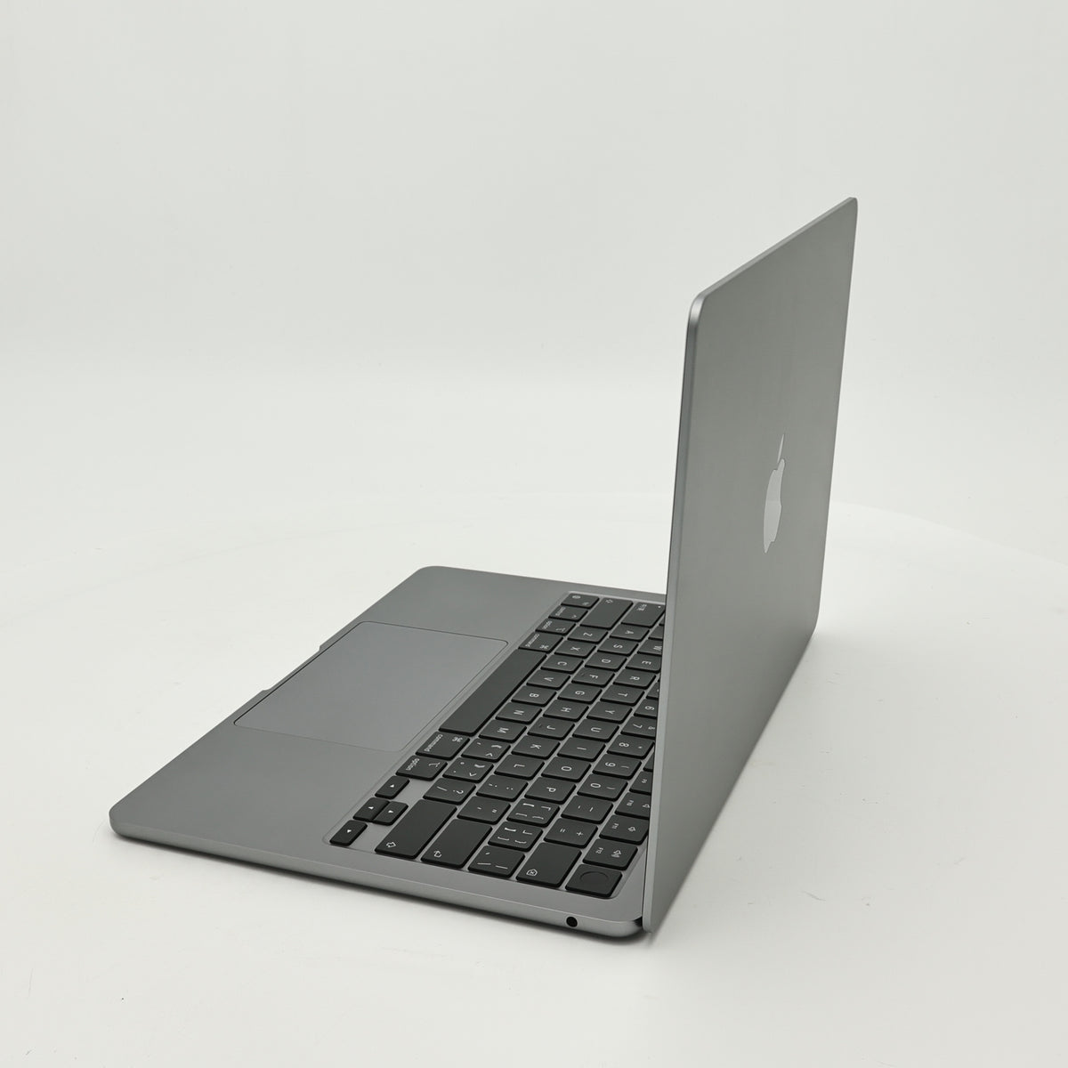 95新 Apple MacBook Air 24年 13寸 M3（8+8核） 8G RAM 256G SSD 深空灰色