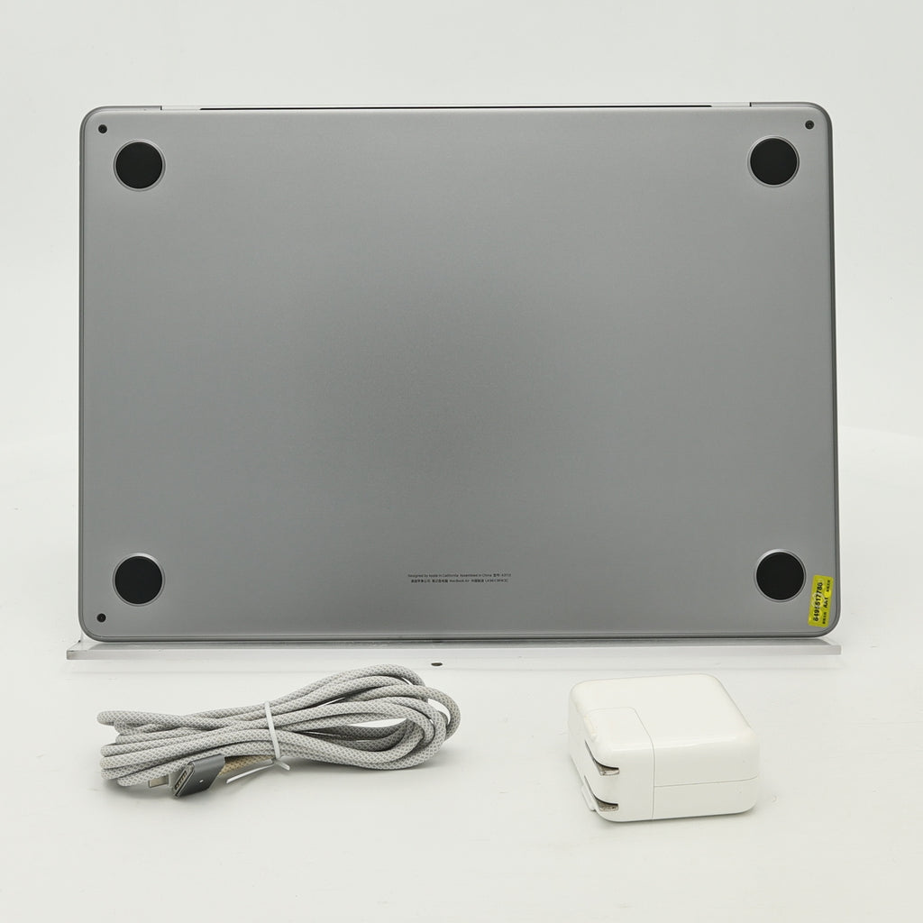 95新 Apple MacBook Air 24年 13寸 M3（8+8核） 8G RAM 256G SSD 深空灰色