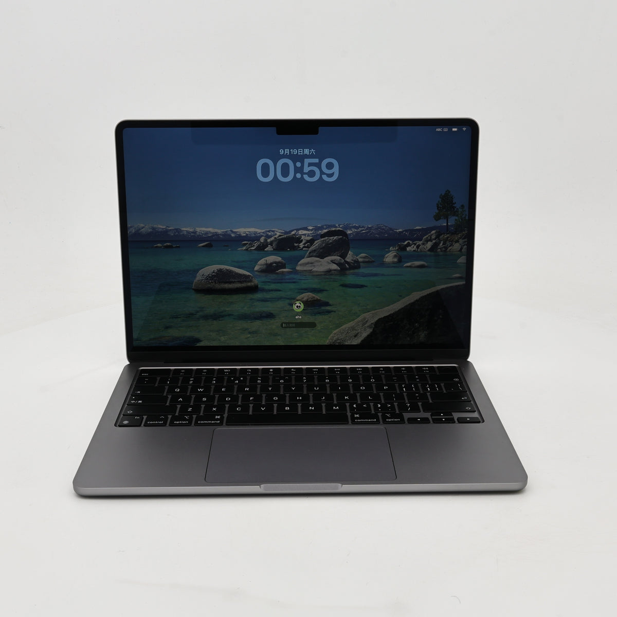 95新 Apple MacBook Air 22年 13寸 M2（8+8核） 8G RAM 256G SSD 深空灰色