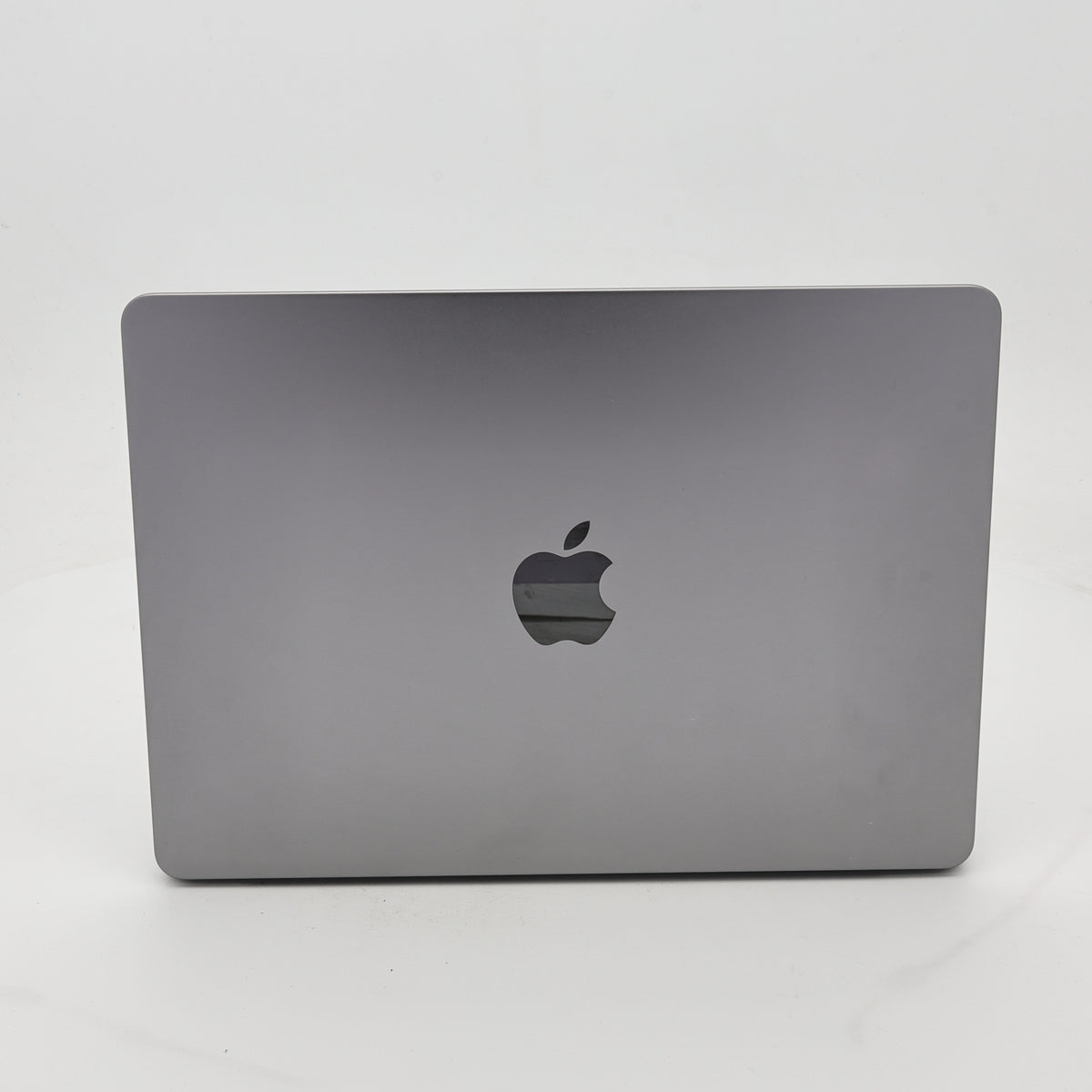 95新 Apple MacBook Air 22年 13寸 M2（8+8核） 8G RAM 256G SSD 深空灰色