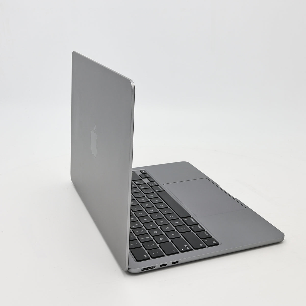 95新 Apple MacBook Air 22年 13寸 M2（8+10核） 8G RAM 512G SSD 深空灰色