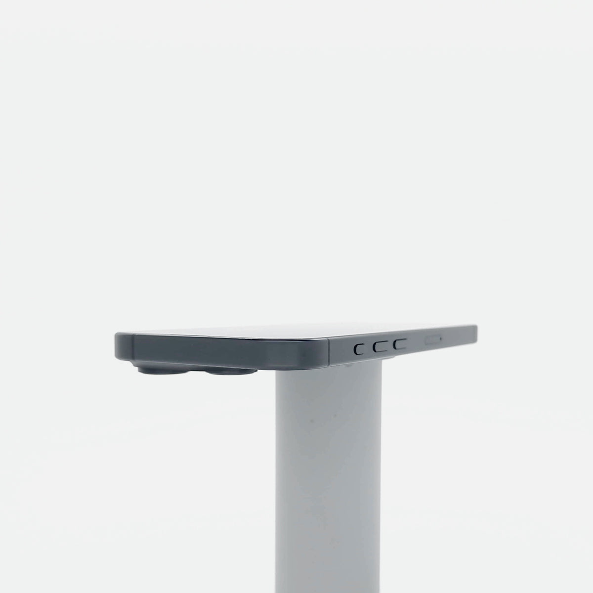 95新 Apple iPhone 16 Pro 128G 黑色鈦金屬 中國大陸版