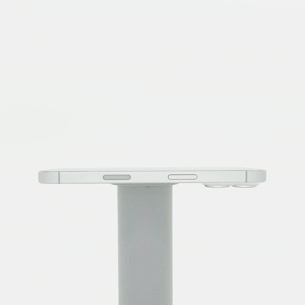 95新 Apple iPhone 16 128G 白色 中國大陸版