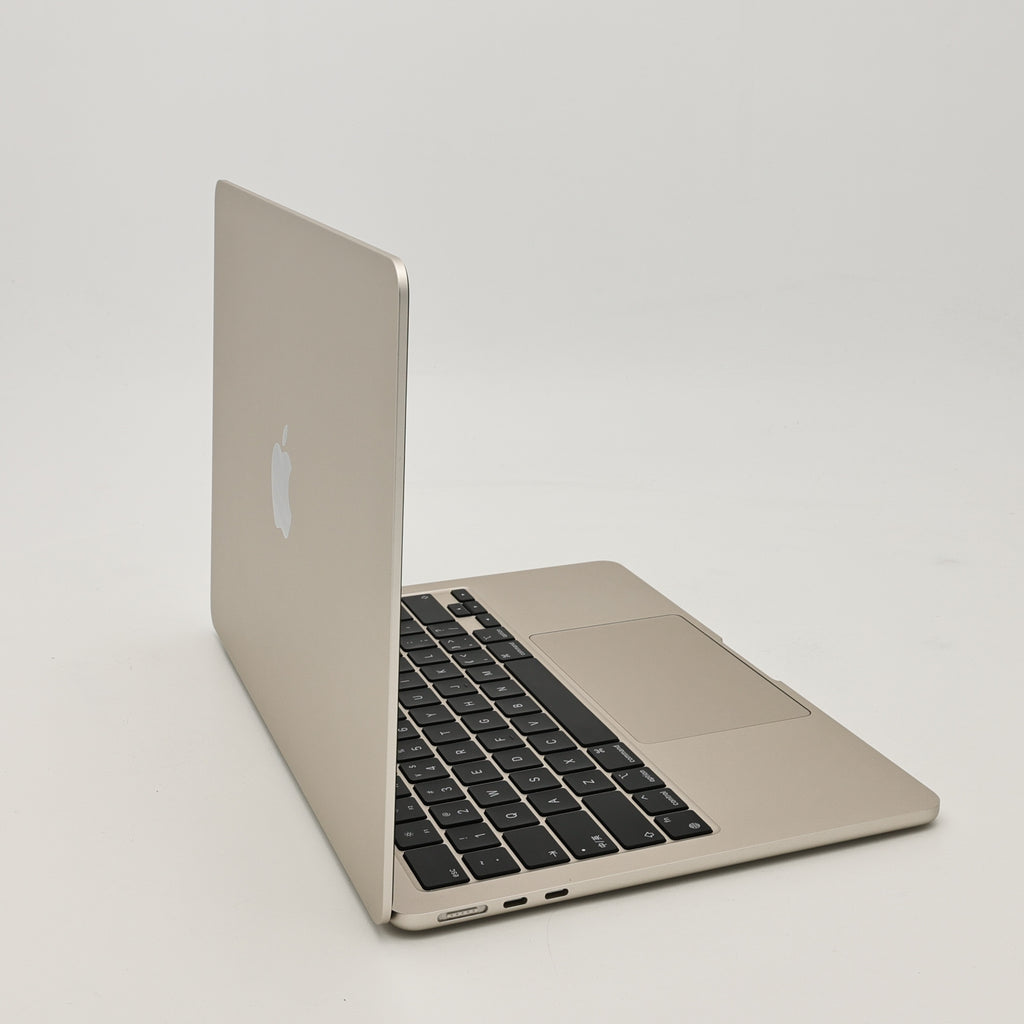 95新 Apple MacBook Air 22年 13寸 M2（8+8核） 16G RAM 256G SSD 星光色