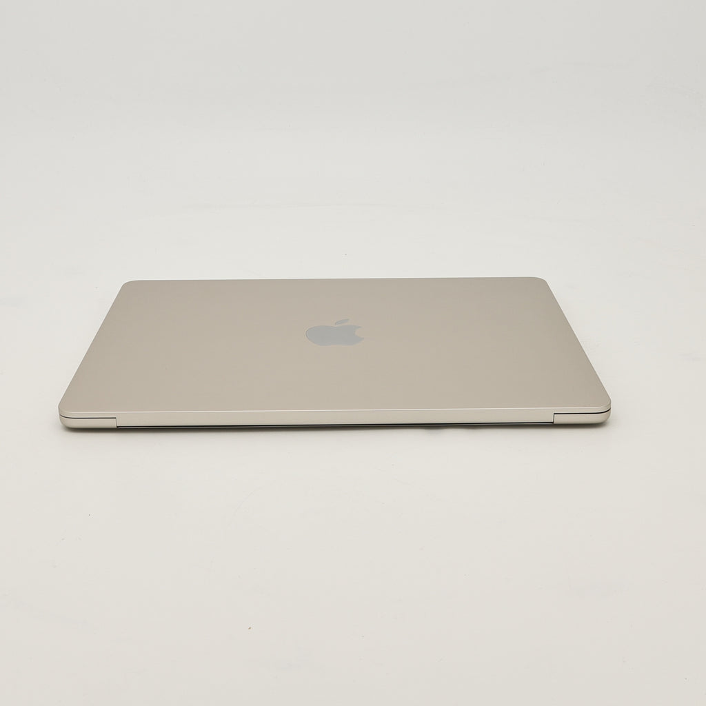95新 Apple MacBook Air 22年 13寸 M2（8+8核） 16G RAM 256G SSD 星光色