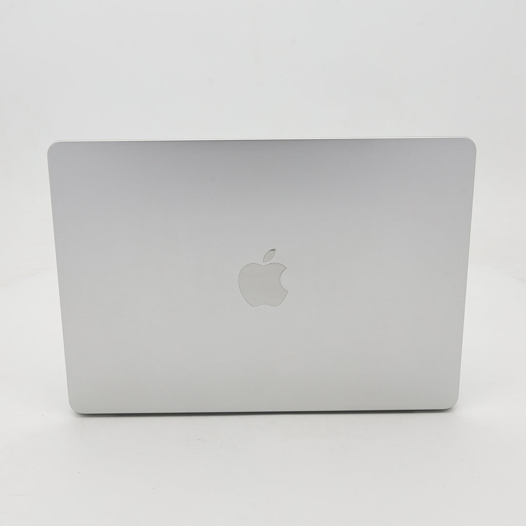 95新 Apple MacBook Air 22年 13寸 M2（8+8核） 8G RAM 256G SSD 銀色
