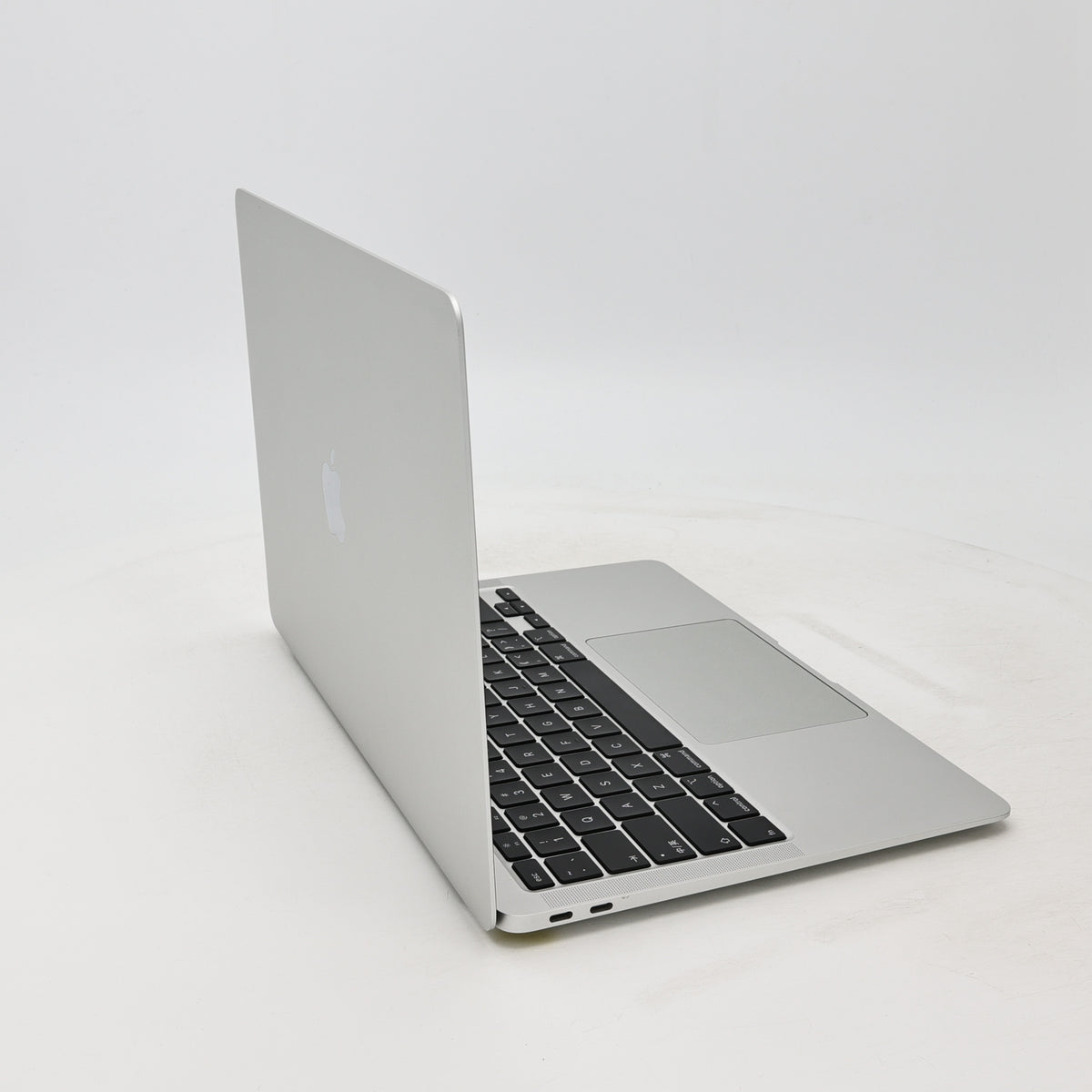 95新 Apple MacBook Air 20年 13寸 i5 1.1G 8G RAM 256G SSD 銀色