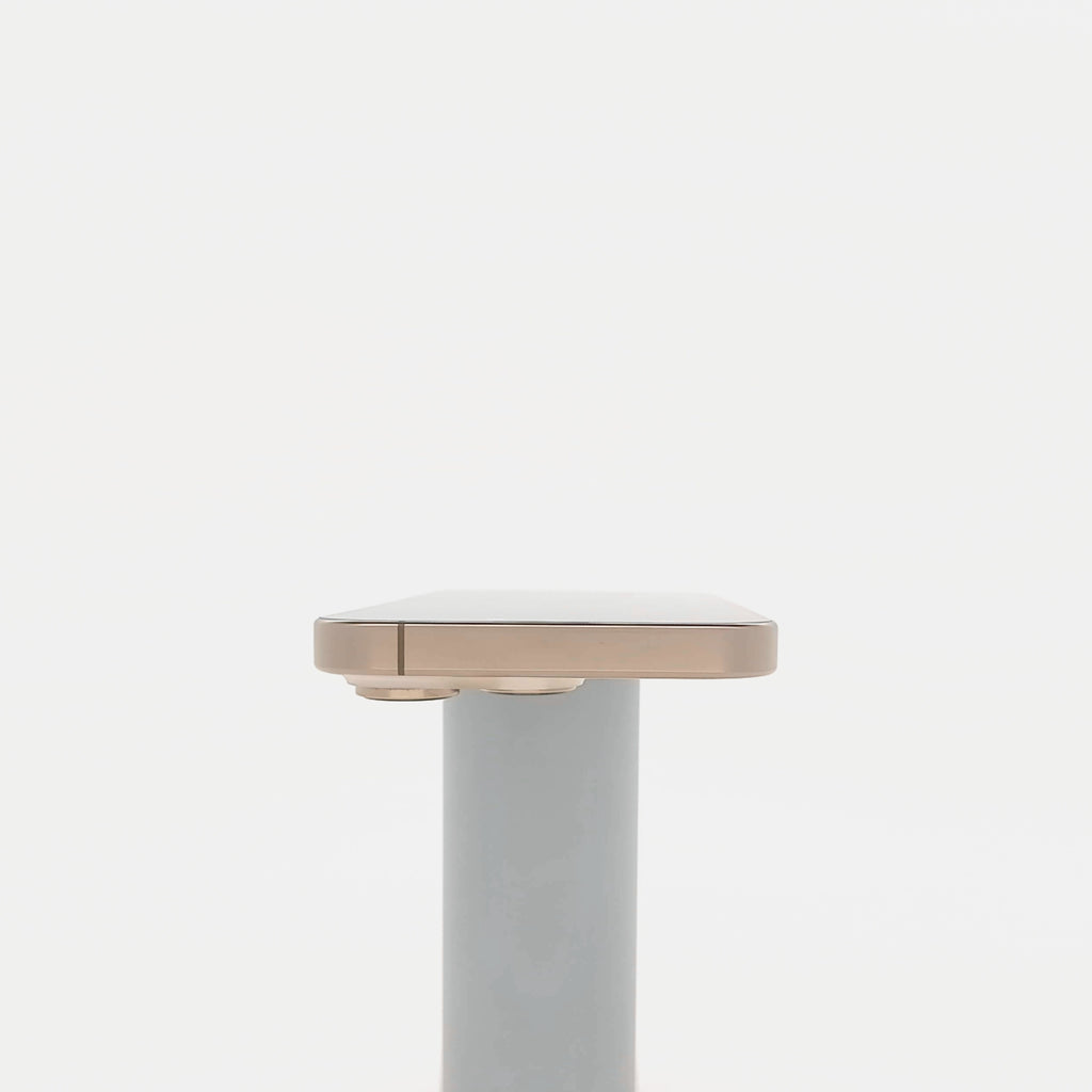 95新 Apple iPhone 16 Pro 128G 沙漠色鈦金屬 中國大陸版
