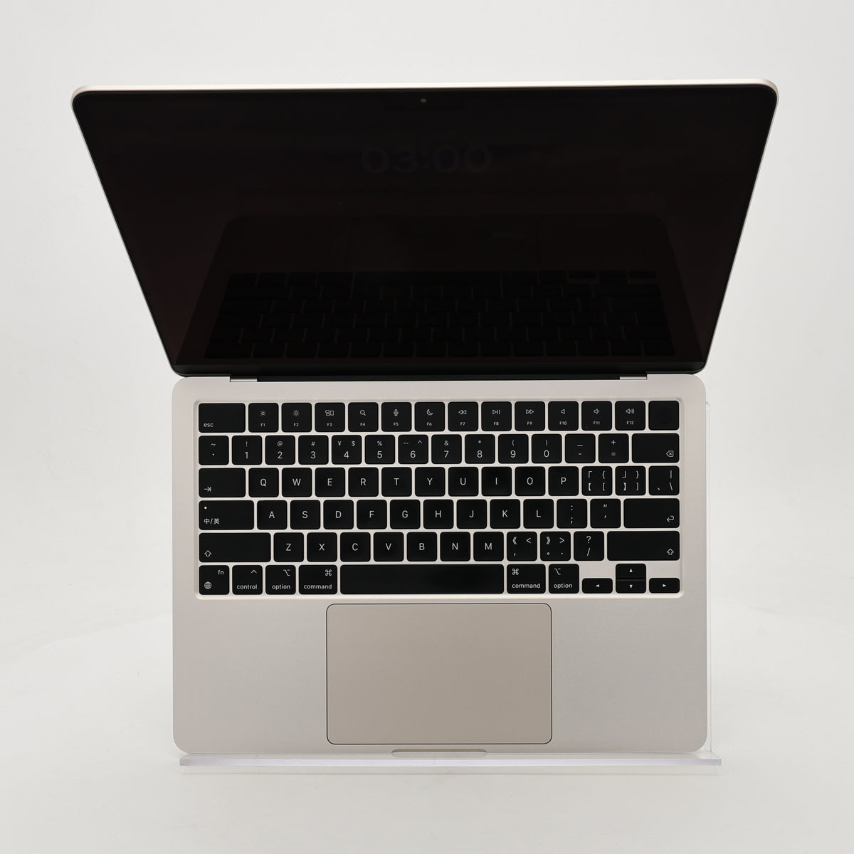 95新 Apple MacBook Air 22年 13寸 M2（8+8核） 8G RAM 512G SSD 星光色