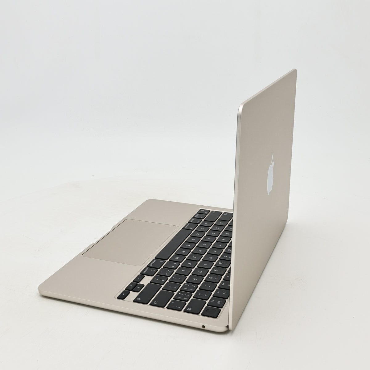 99新 Apple MacBook Air 22年 13寸 M2（8+8核） 8G RAM 256G SSD 星光色