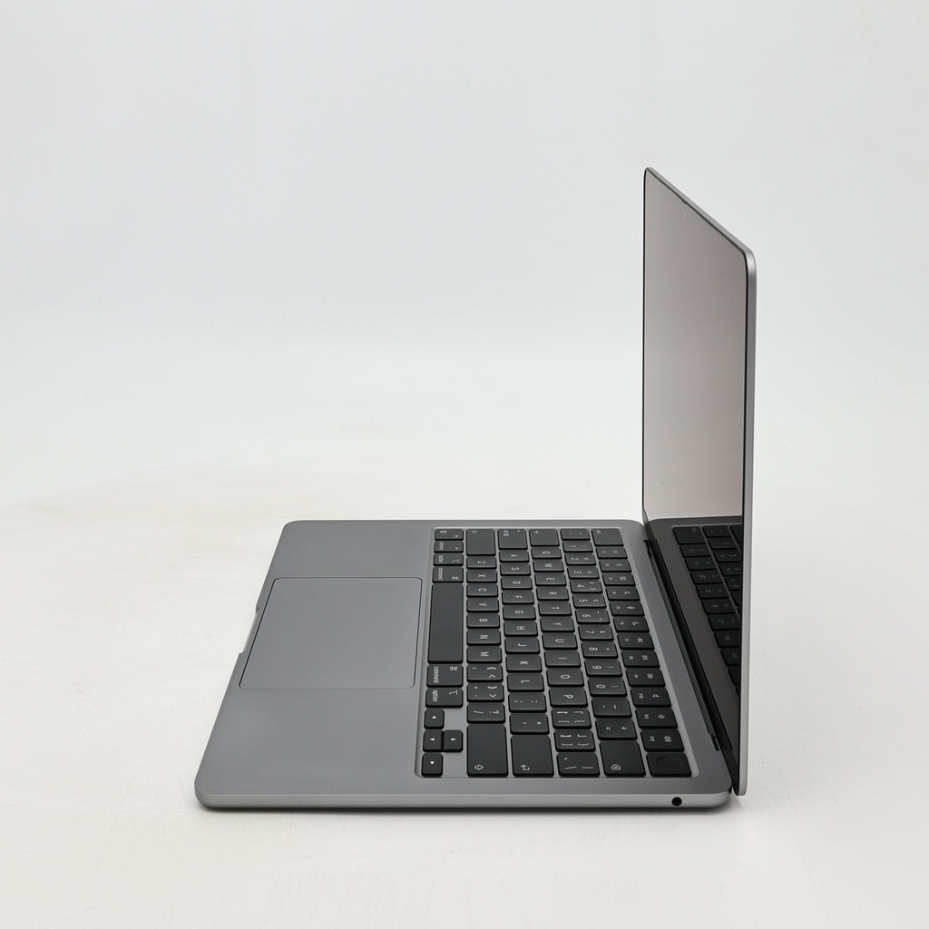 95新 Apple MacBook Air 22年 13寸 M2（8+8核） 8G RAM 512G SSD 深空灰色