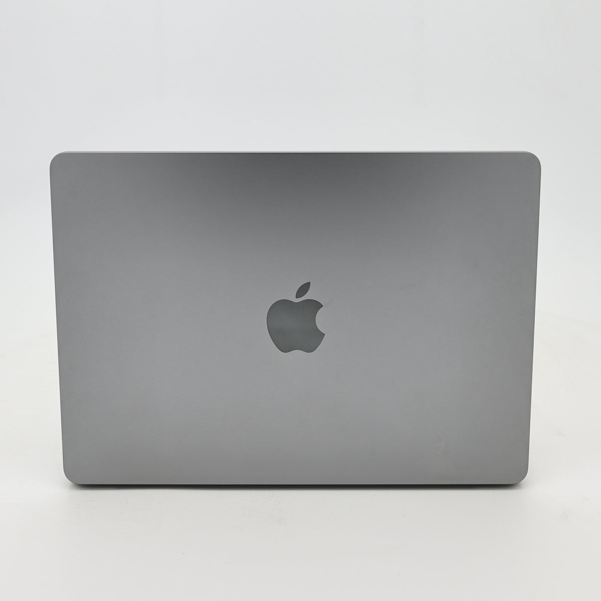 95新 Apple MacBook Air 22年 13寸 M2（8+8核） 8G RAM 512G SSD 深空灰色