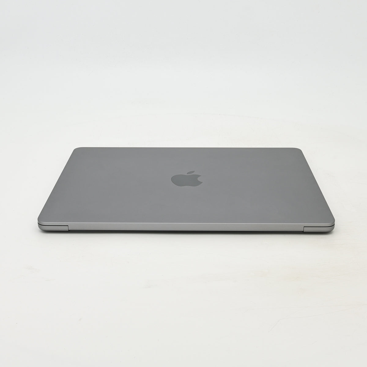 95新 Apple MacBook Air 22年 13寸 M2（8+8核） 8G RAM 512G SSD 深空灰色